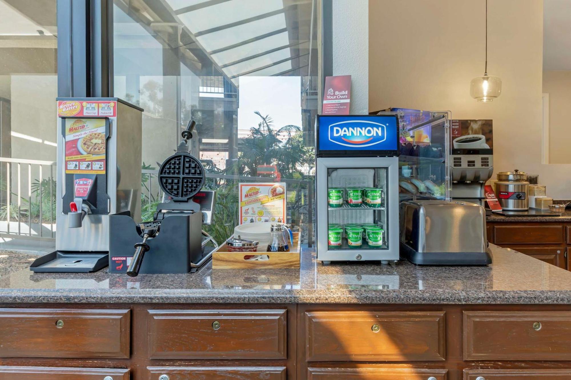 Best Western Plus Executive Inn Rowland Heights Εξωτερικό φωτογραφία